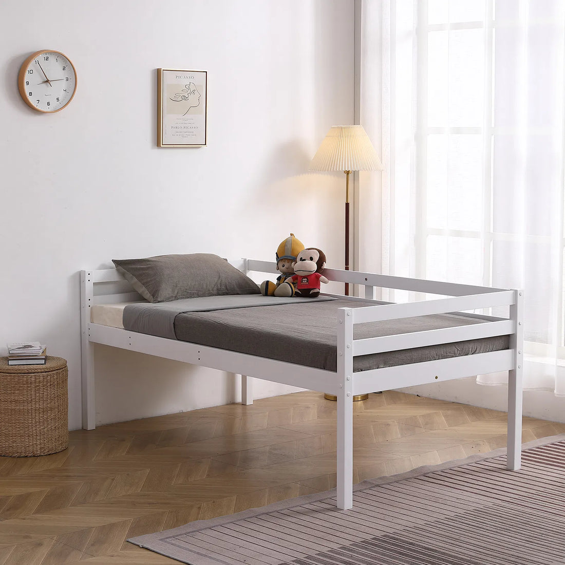 White Short-Legged Double-Layer Head and Tail Cross Brace Guardrail Ladder, Twin Pine Bed, Can Be Split into a Single-Layer Wooden Bed